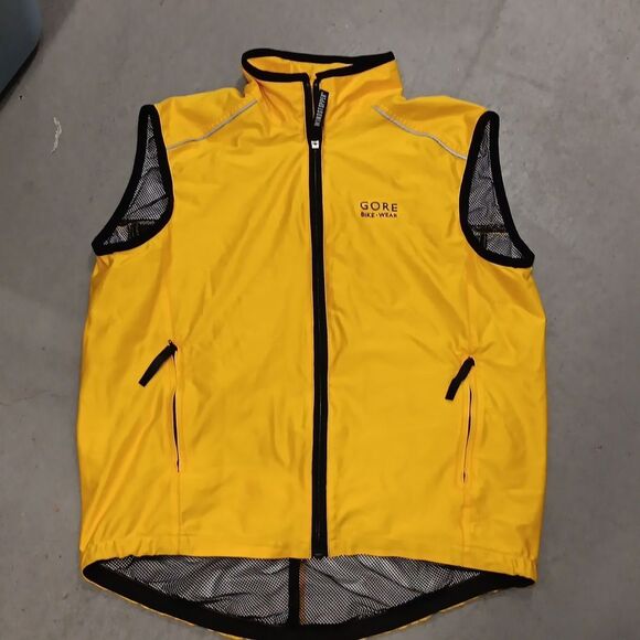 GORE-TEX Other - GORE BIKE WEAR Men Gilet Casual Leisure Outdoor Lightweight Yellow M
